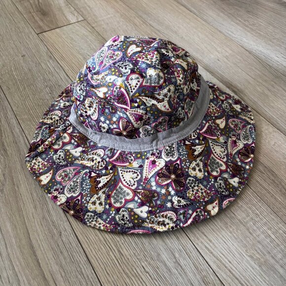 Wide Brim Sun Hat with Heart Paisley Pattern and Adjustable Chin Strap - Picture 4 of 11
